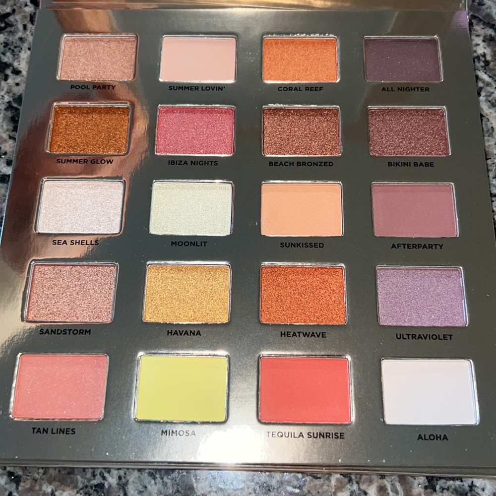 Iconic London Sunset to Sunrise eyeshadow palette